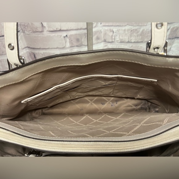 Michael Kors Monogram White and Grey Tote - Picture 9 of 15